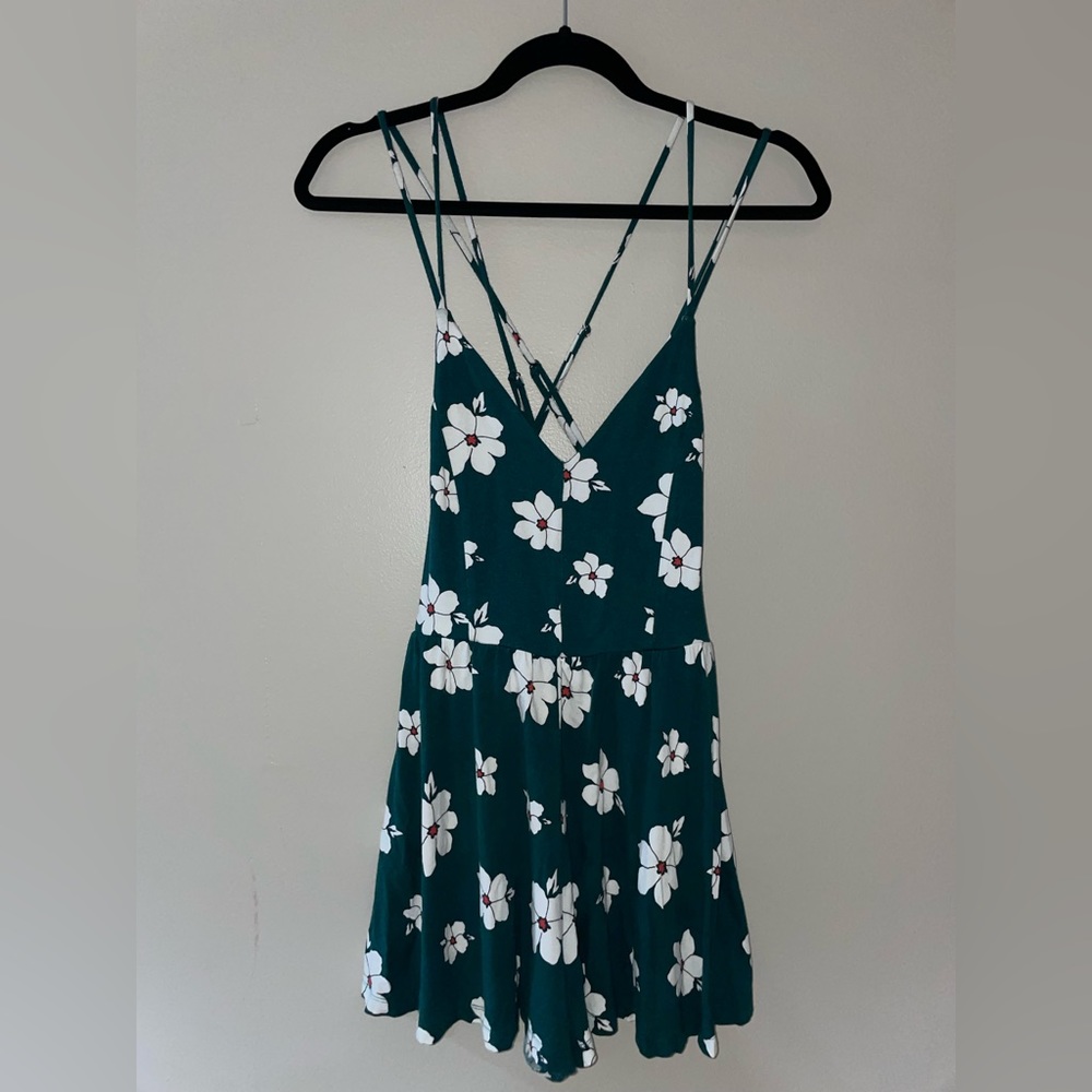 Size Medium stretchy forever 21 floral romper